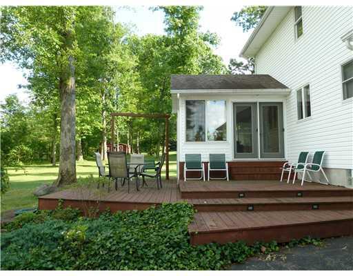 61 Charles Street Clark, PA 16113 - Photo 12 of 14