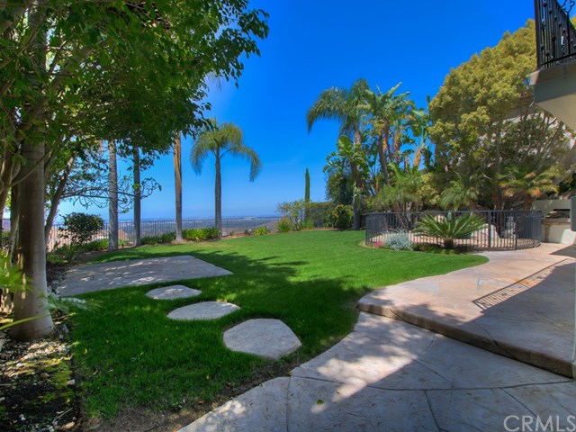 7 Sunpeak Irvine, CA 92603 - Photo 26 of 32
