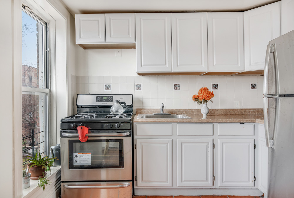 802 Lafayette Avenue Brooklyn, NY 11221 - Photo 3 of 9