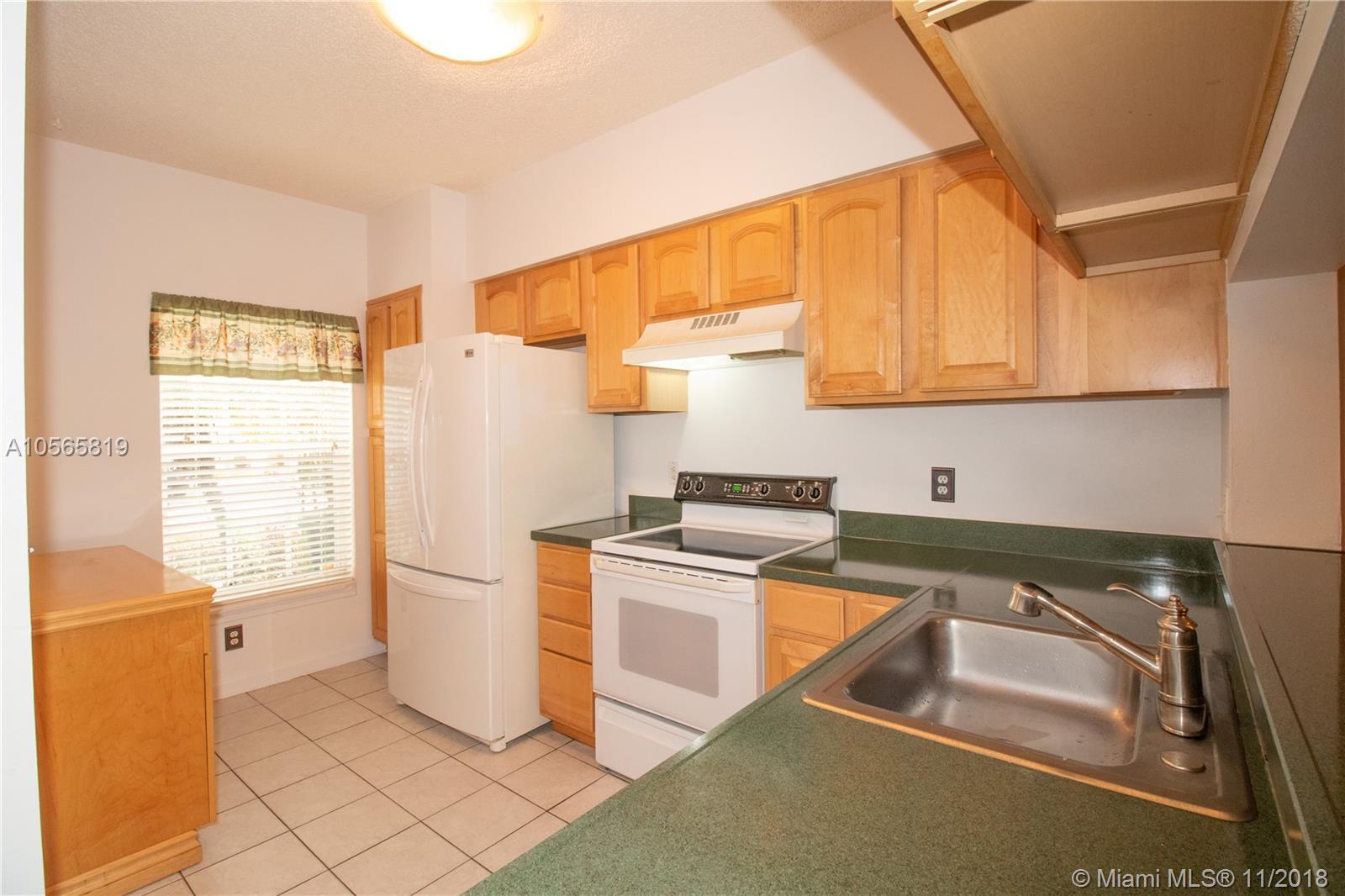 3323 Concert Lane Margate, FL 33063 - Photo 2 of 17