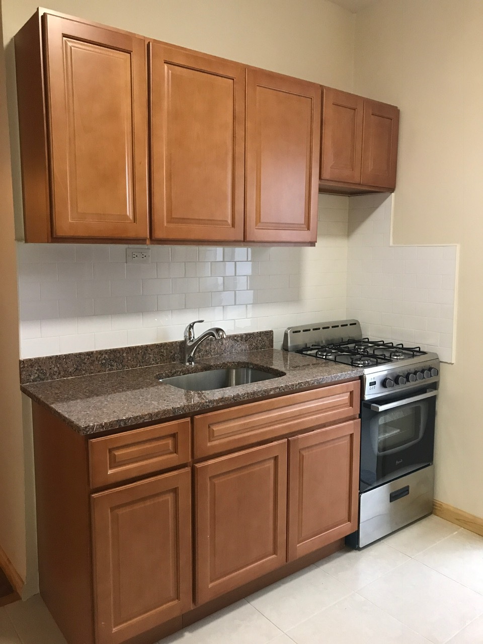 235 West 103rd Street, Unit 3H Manhattan, NY 10025 - Photo 2 of 7