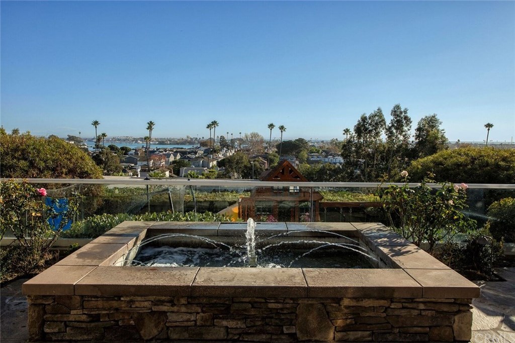 311 Kings Road Newport Beach, CA 92663 - Photo 21 of 50