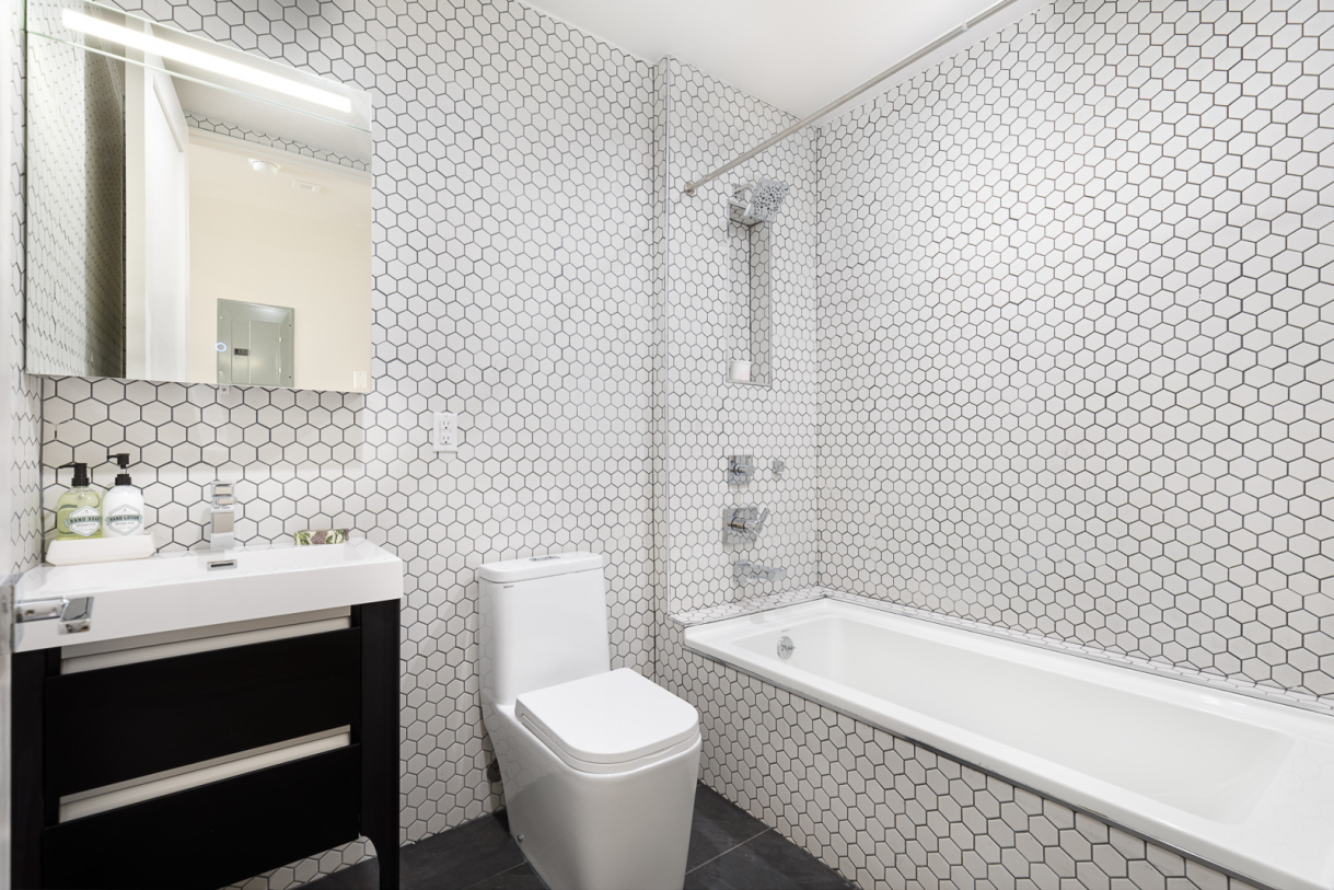 210 Jackson 210 Jackson St, Brooklyn, NY 11211 - Photo 2 of 14