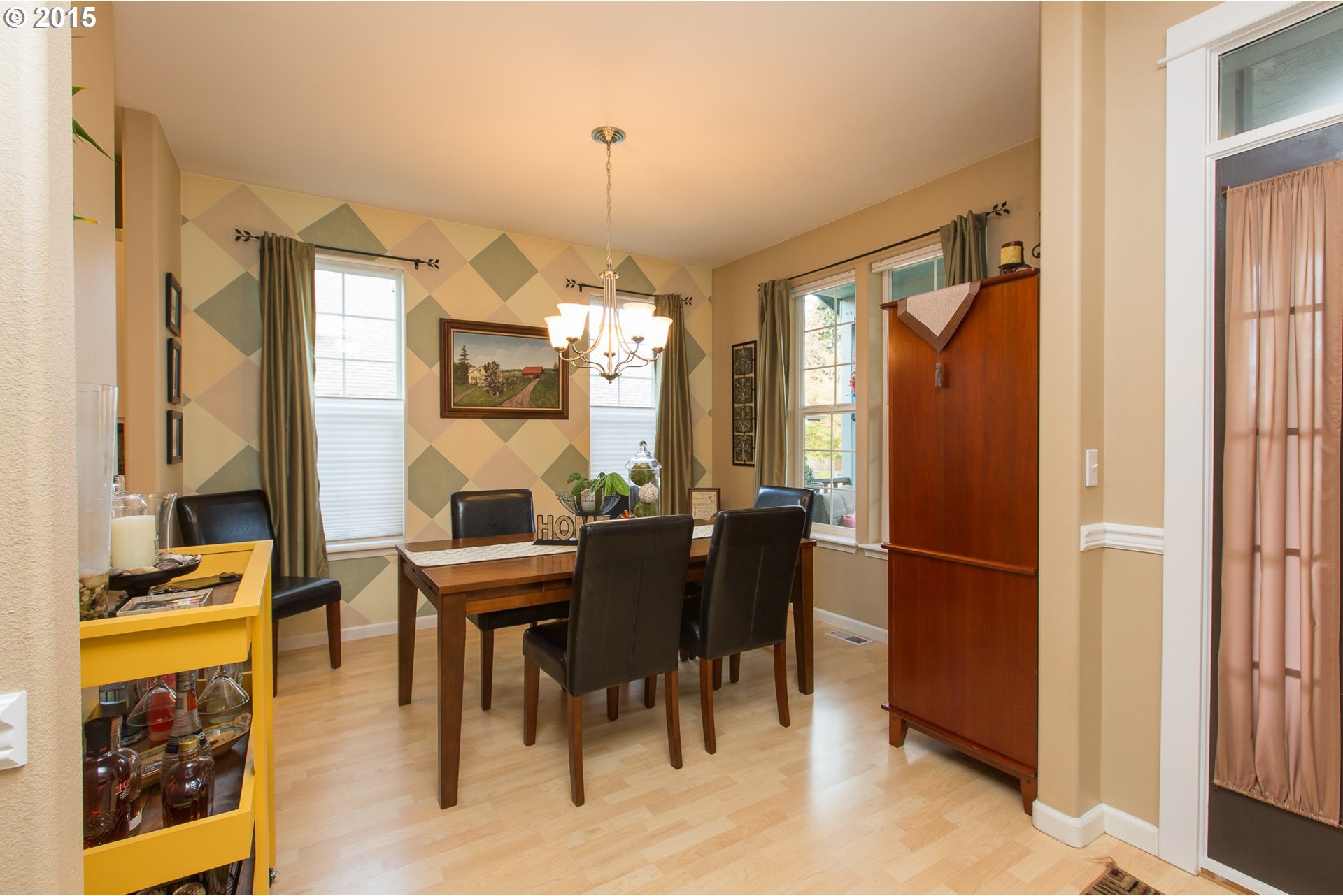 730 Henderson Road Hood River, OR 97031 - Photo 16 of 22 Gallery Image 16