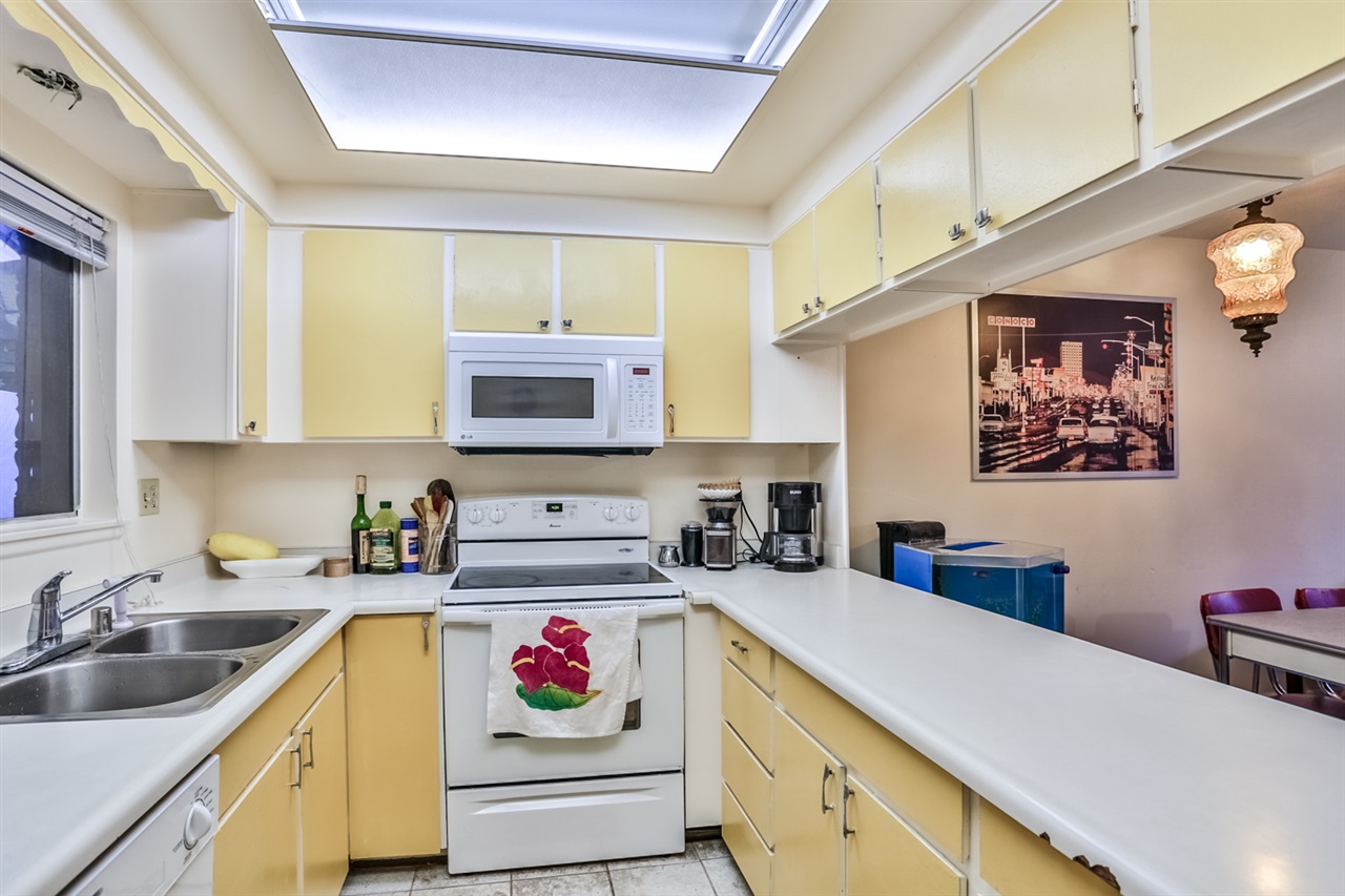 12238 Rancho Bernardo Road, Unit B San Diego, CA 92128 - Photo 6 of 12