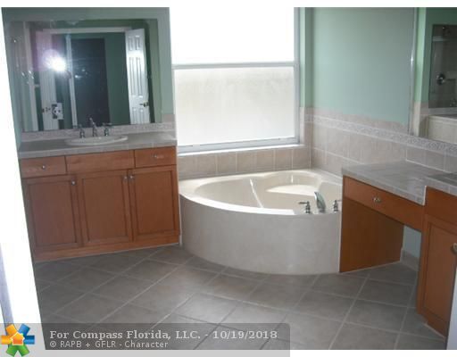 Olympia Wellington, FL 33414 - Photo 15 of 15