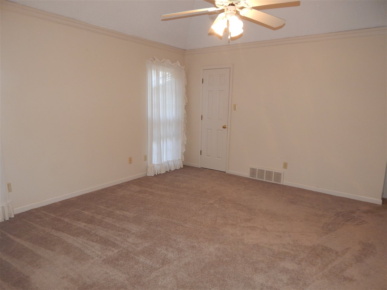 943 Cully Road Memphis, TN 38018 - Photo 8 of 15 Gallery Image 8