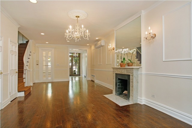 231 East 62nd Street Manhattan, NY 10065 - Photo 3 of 5