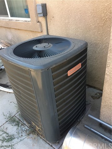 692 Apache Street San Jacinto, CA 92582 - Photo 35 of 36