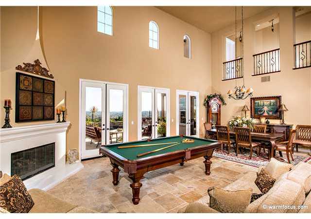 7603 Circulo Sequoia Carlsbad, CA 92009 - Photo 5 of 25 Living Room with fireplace