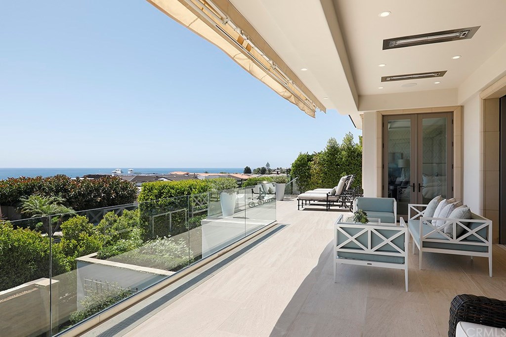 4521 Roxbury Road Corona del Mar, CA 92625 - Photo 36 of 40