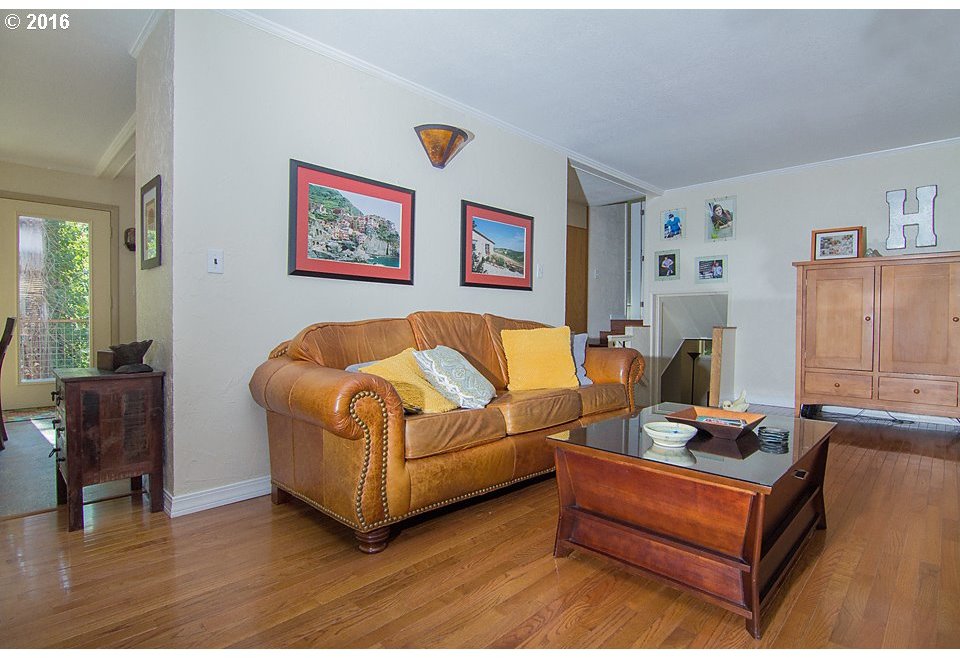 3809 Elgarose Road Roseburg, OR 97471 - Photo 25 of 32 Gallery Image 25