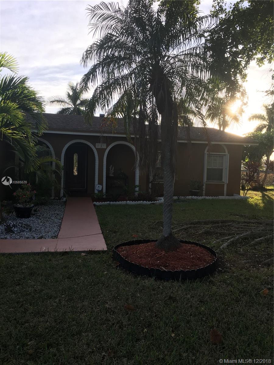 8111 Southwest 129th Avenue Miami, FL 33183 - Photo 6 of 10