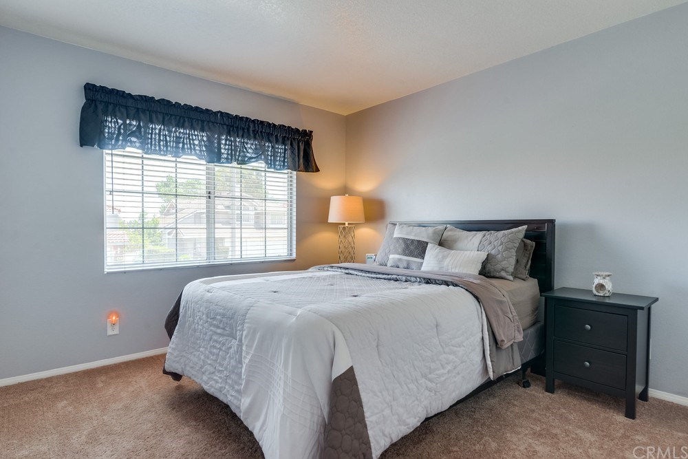 2310 Whiteoak Lane Corona, CA 92882 - Photo 32 of 46