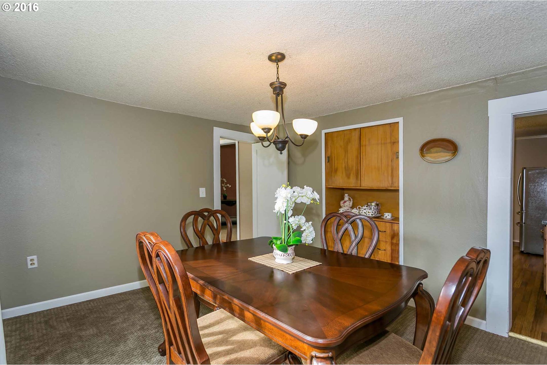 634 Southwest Alice Street Portland, OR 97219 - Photo 11 of 27 Gallery Image 11