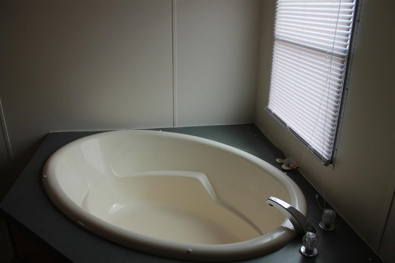 1842 Fayne Road Brighton, TN 38011 - Photo 6 of 14 garden tub