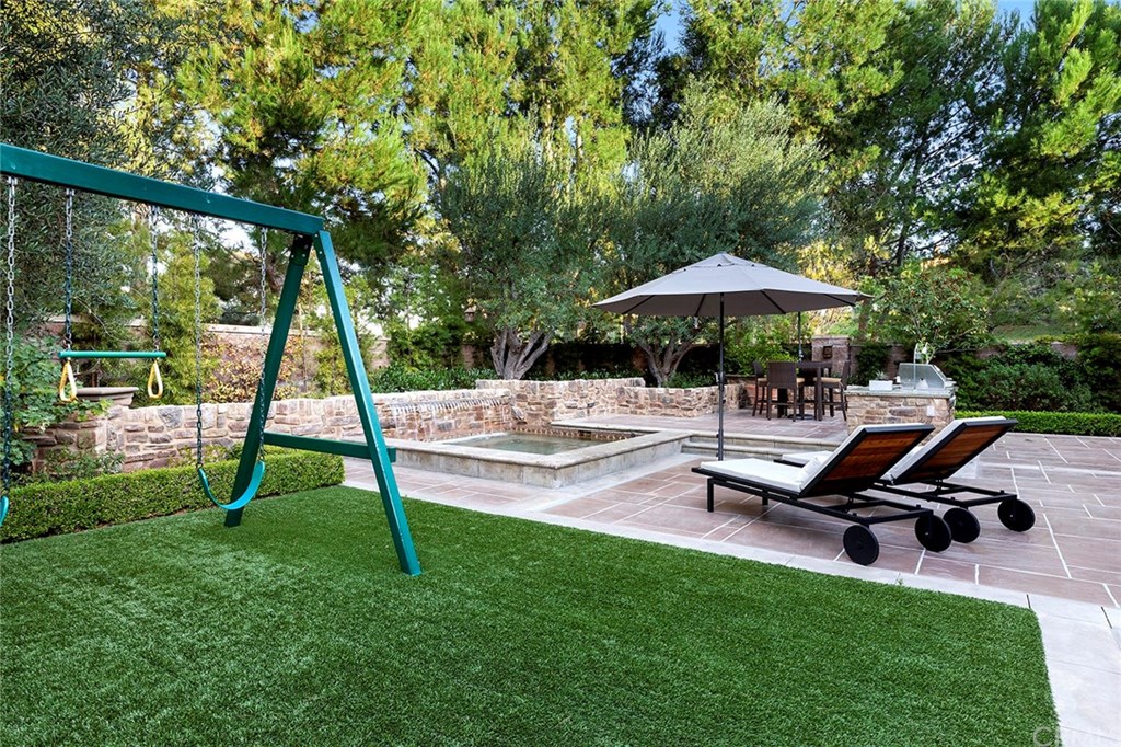 20 Highpoint Irvine, CA 92603 - Photo 39 of 65