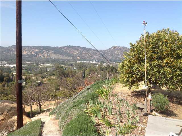 5581 Rainbow Heights Road Fallbrook, CA 92028 - Photo 2 of 12