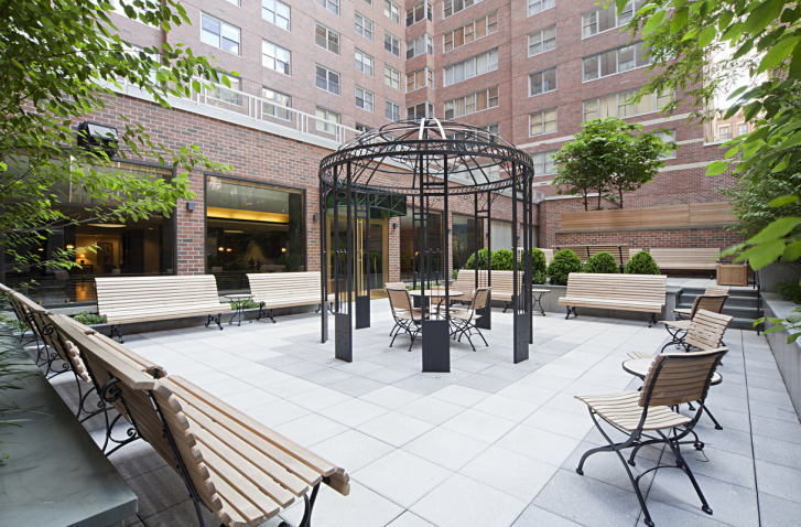 360 East 72nd Street, Unit B1001 Manhattan, NY 10021 - Photo 11 of 16