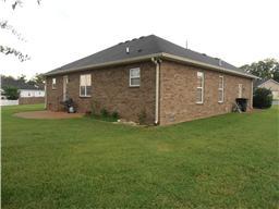 178 Abbey Road Gallatin, TN 37066 - Photo 3 of 12