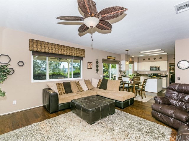 33219 Fox Road Temecula, CA 92592 - Photo 9 of 38