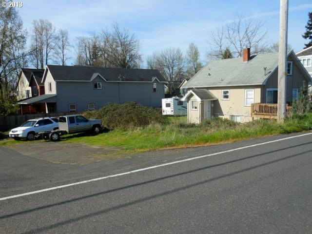 38 North Bridgeton Road, Unit 3 & 4 Portland, OR 97217 - Photo 5 of 8 Gallery Image 5