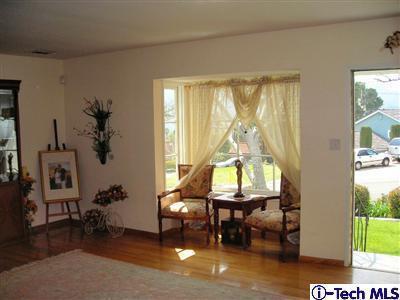 4908 Ramsdell Avenue La Crescenta, CA 91214 - Photo 5 of 12