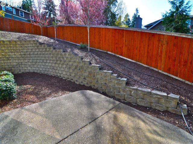 9669 Southwest Lancaster Road Portland, OR 97219 - Photo 16 of 16 Gallery Image 16