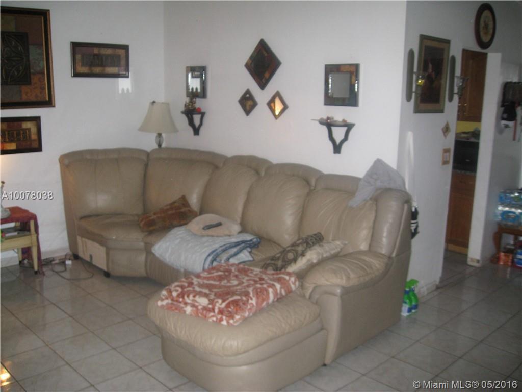 13101 Southwest 260th Street Homestead, FL 33032 - Photo 3 of 12