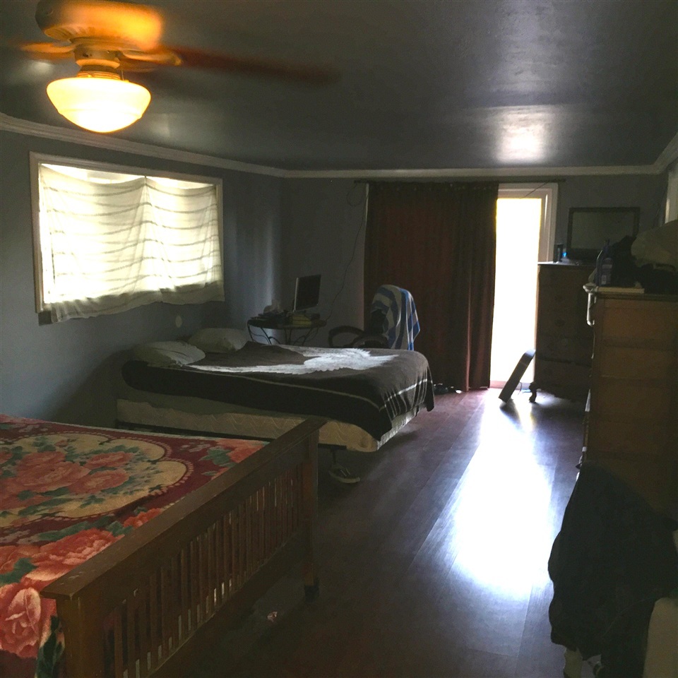 279 Cedar Road Vista, CA 92083 - Photo 18 of 25 Gallery Image 18