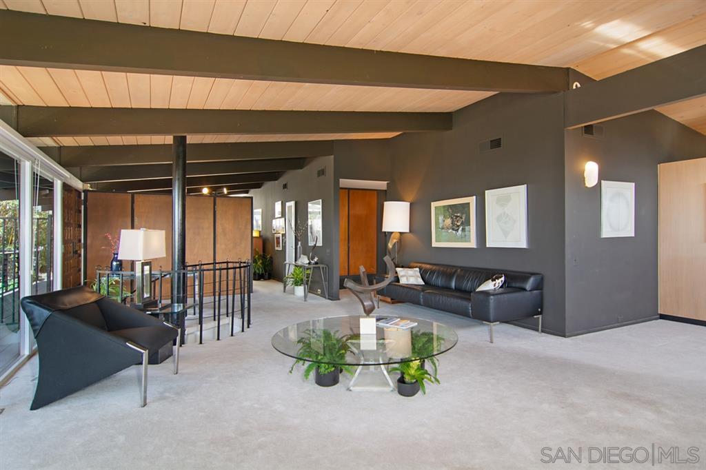 807 La Jolla Rancho Road La Jolla, CA 92037 - Photo 5 of 25