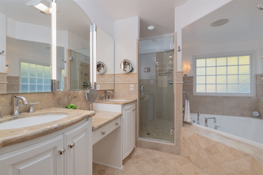 5701 Skylark Place La Jolla, CA 92037 - Photo 19 of 25