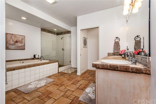 14839 Round Valley Drive Sherman Oaks, CA 91403 - Photo 19 of 43