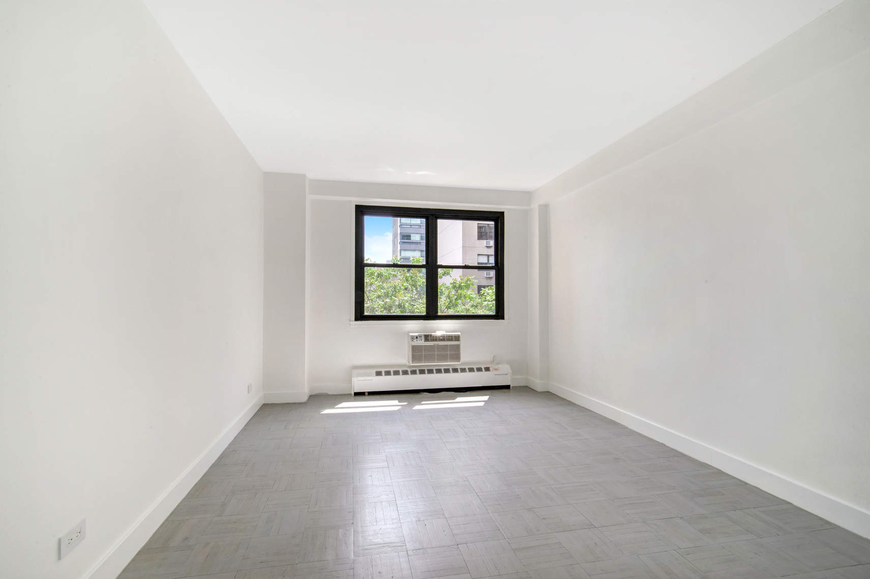 210 East 15th Street, Unit 9L Manhattan, NY 10003 - Photo 7 of 10