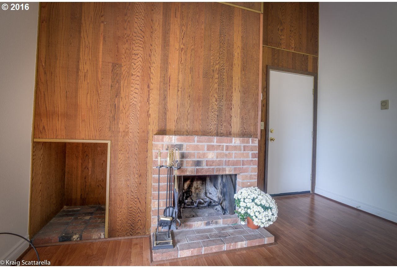 7540 Southwest Barnes Road, Unit D Portland, OR 97225 - Photo 5 of 22 Gallery Image 5