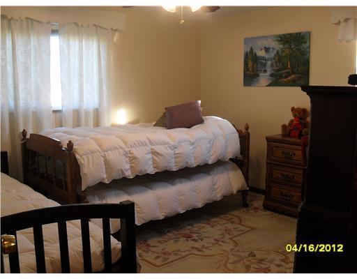 110 Roosevelt Avenue McKees Rocks, PA 15136 - Photo 9 of 10