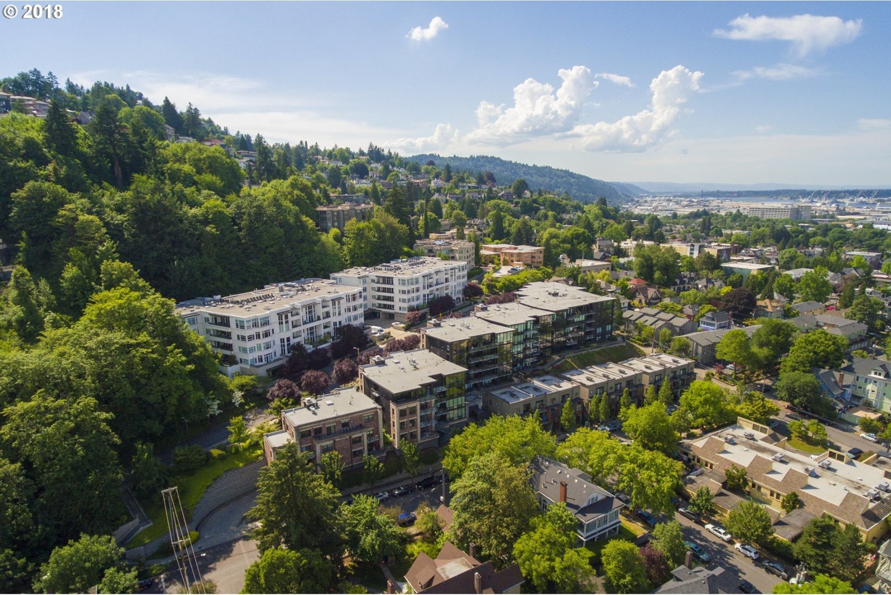 2442 Northwest Westover Road, Unit 101 Portland, OR 97210 - Photo 31 of 32 Gallery Image 31
