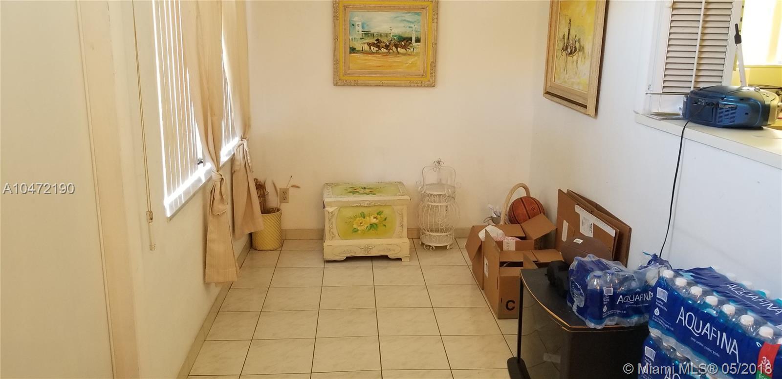 421 Northeast 1st Street, Unit 101 Hallandale, FL 33009 - Photo 7 of 20