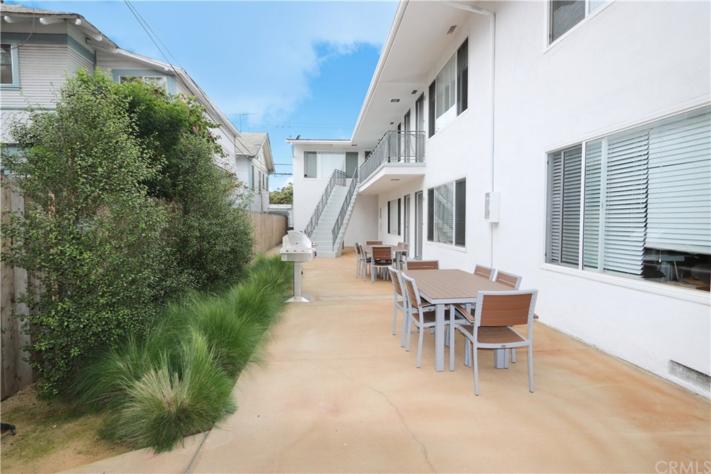 939 Pacific Avenue Long Beach, CA 90813 - Photo 3 of 16