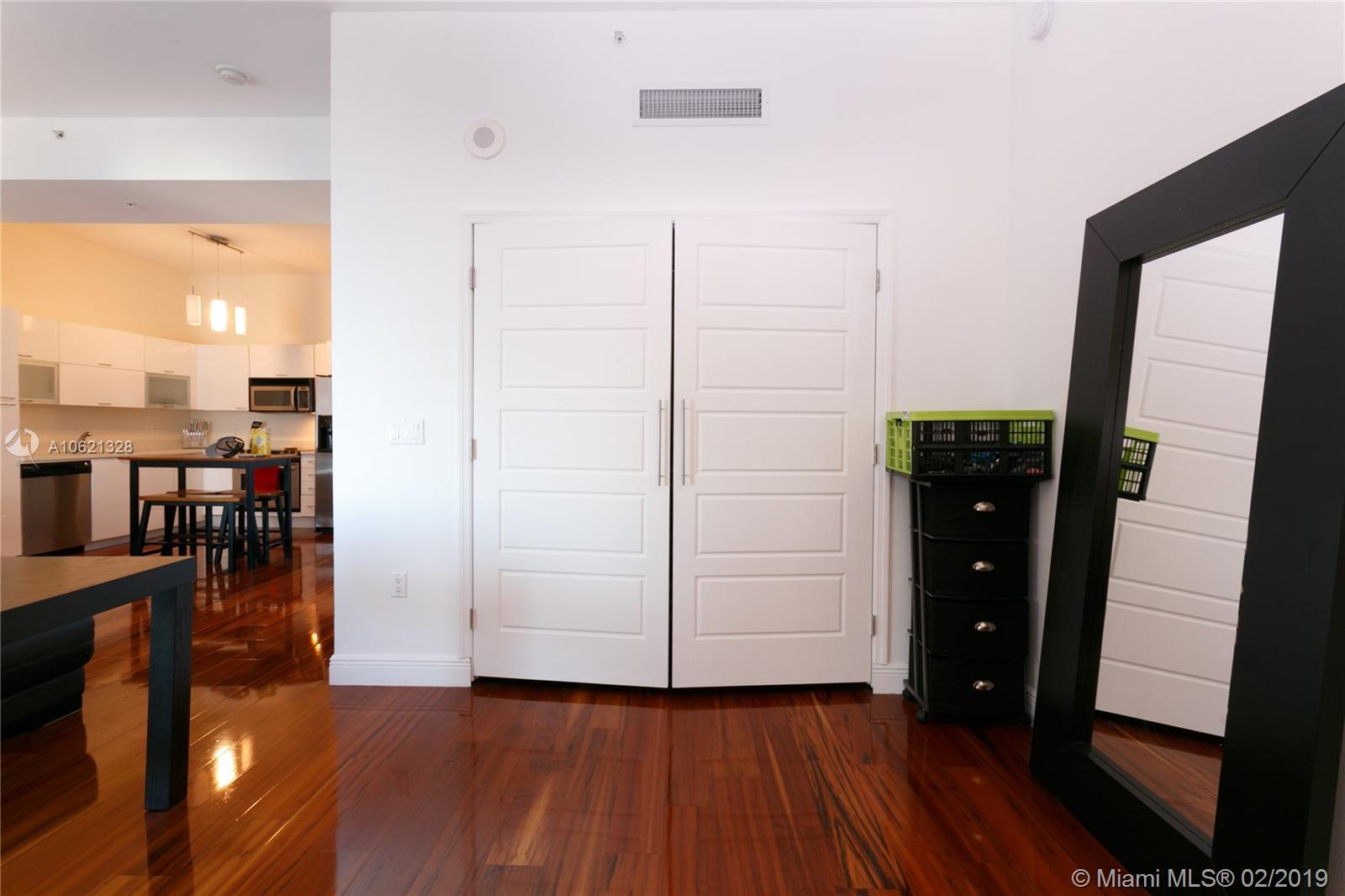 234 Northeast 3rd Street, Unit LPH06 Miami, FL 33132 - Photo 6 of 23