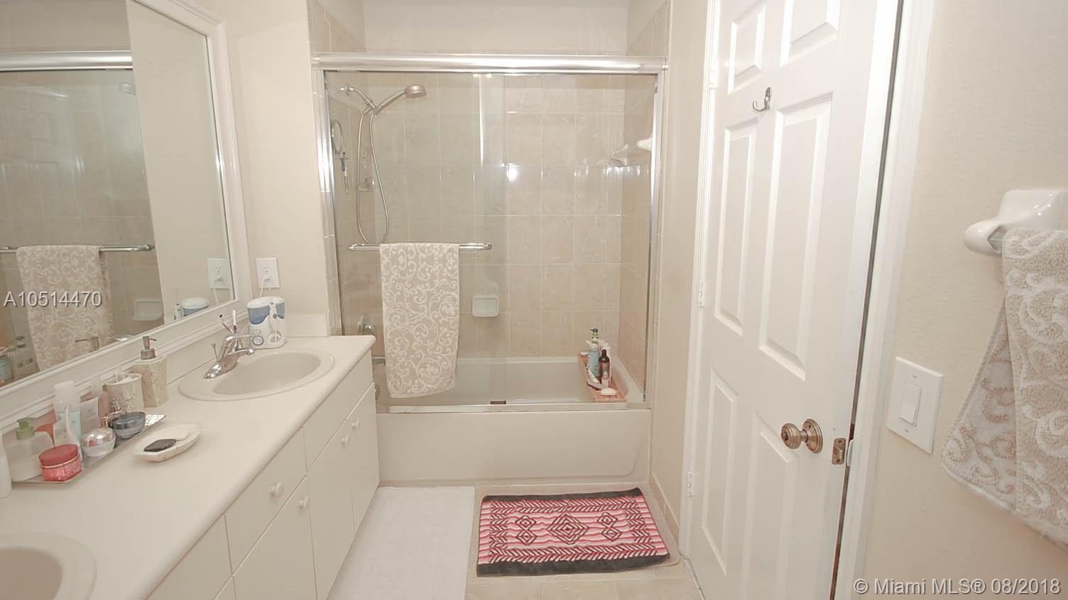 27410 Southwest 138th Path Homestead, FL 33032 - Photo 17 of 29 Gallery Image 17