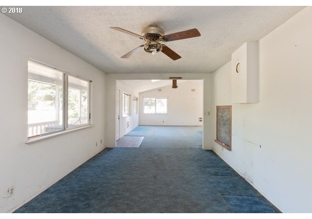 78156 Mosby Creek Road Cottage Grove, OR 97424 - Photo 11 of 22 Gallery Image 11