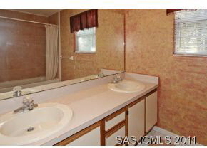 132 Gentian Road St. Augustine, FL 32086 - Photo 11 of 18 MASTER BATH