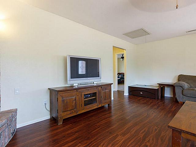 9326 Blossom Valley Road El Cajon, CA 92021 - Photo 6 of 24 Gallery Image 6