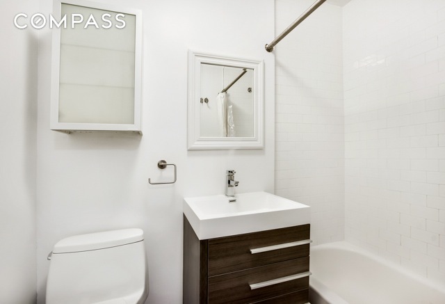 605 President Street, Unit 1 Brooklyn, NY 11215 - Photo 4 of 4