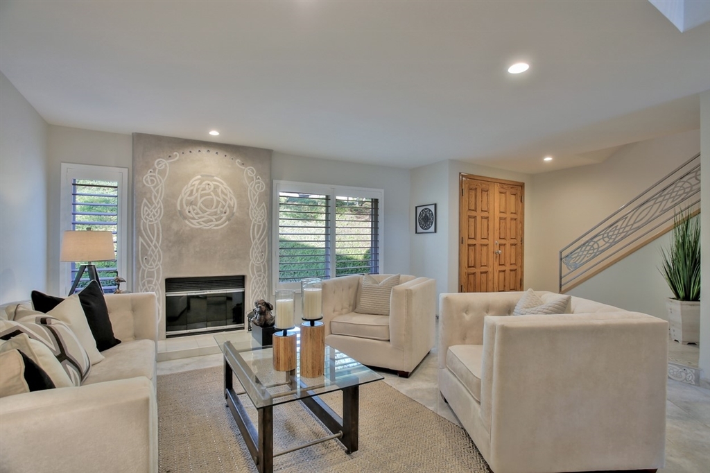 1720 Knollfield Way Encinitas, CA 92024 - Photo 4 of 25