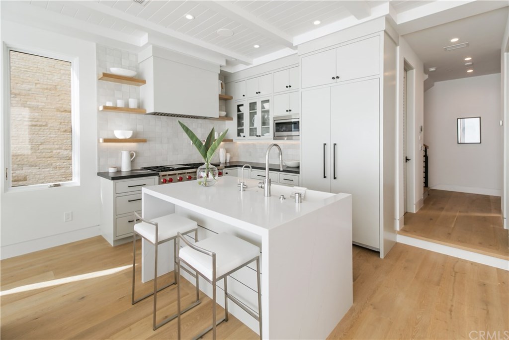 2120 The Strand Hermosa Beach, CA 90254 - Photo 9 of 51