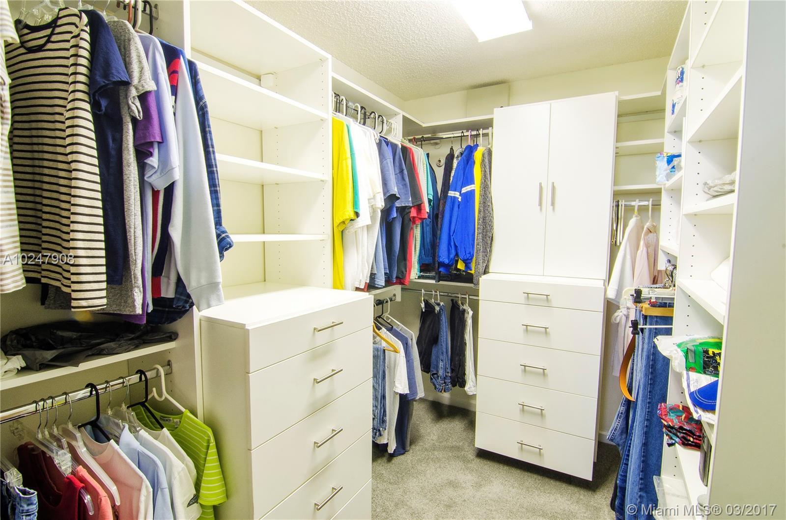 2675 Southeast 4th Place Homestead, FL 33033 - Photo 6 of 16