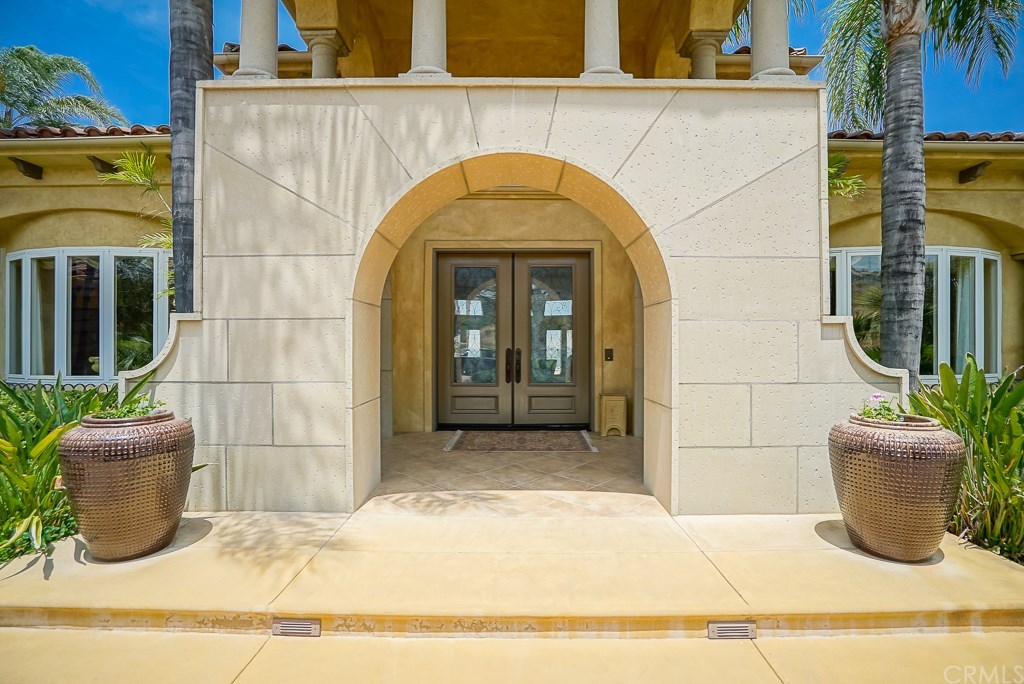 5902 Claridge Drive Riverside, CA 92506 - Photo 8 of 65