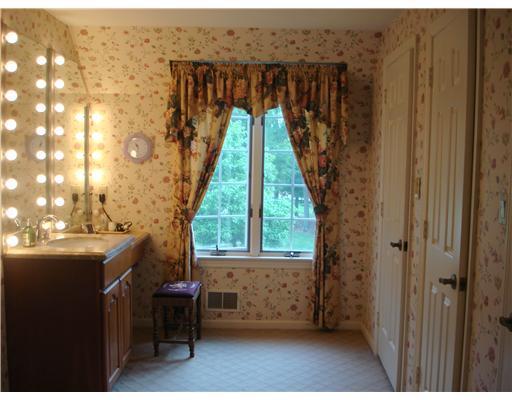 460 Dorseyville Road Fox Chapel, PA 15215 - Photo 16 of 18 Gallery Image 16